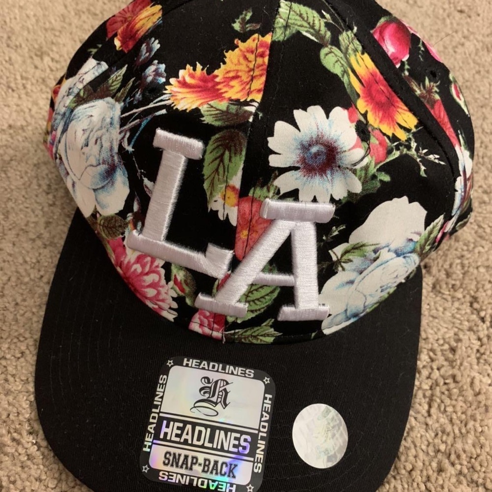 LA Snap Back